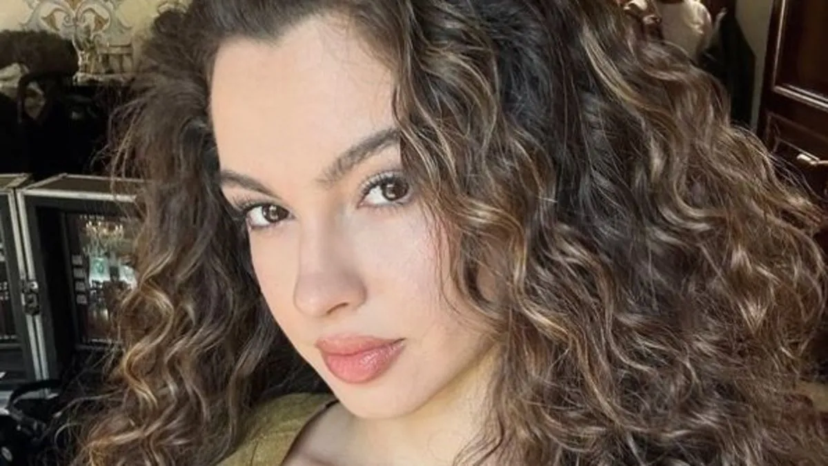 “Maşallah adı gibi su” Bir Gece Masalı’nın Canfeza’sı Su Burcu Yazgı Coşkun’un yaktı geçti!