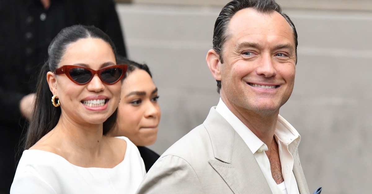 Jude Law’a Hollywood Şöhretler Kaldırımı’nda yıldız verildi