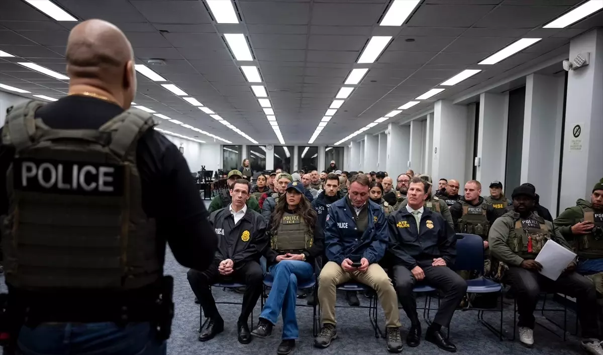 Noem, New York’ta Düzensiz Göçmen Operasyonuna Katıldı